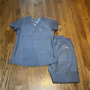 Figs Scrub Set - XS top/S bottom